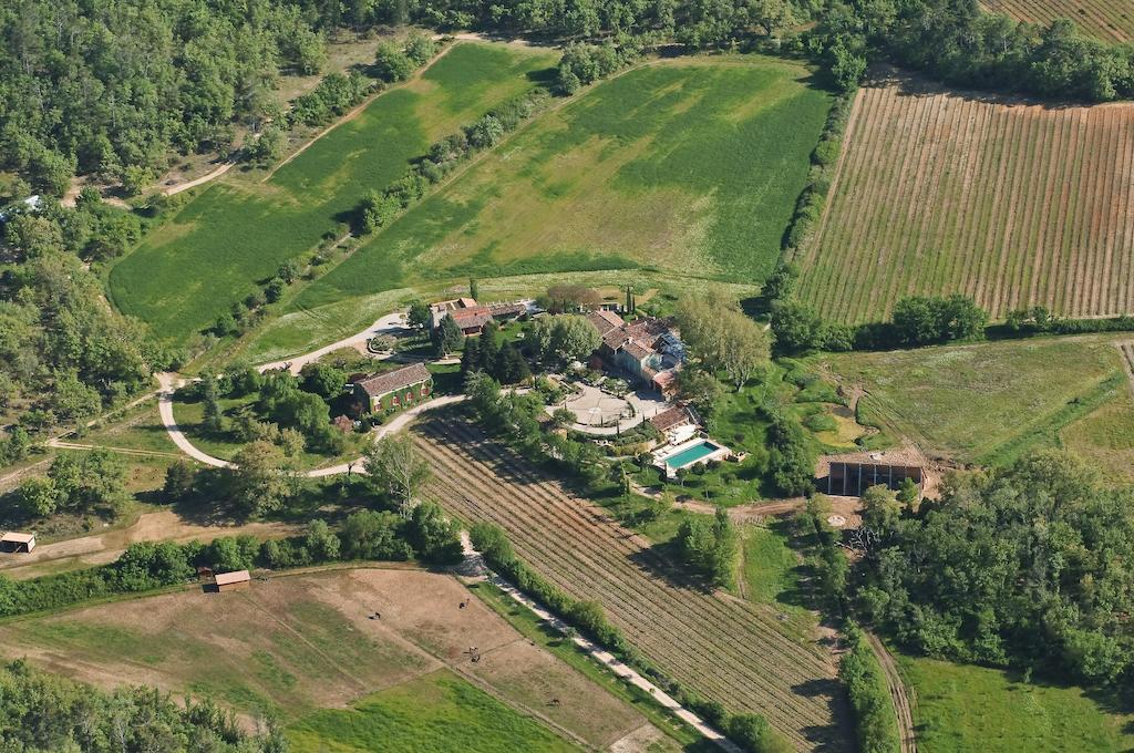 Une Campagne En Provence Bras المظهر الخارجي الصورة