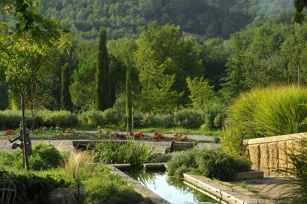 Une Campagne En Provence Bras المظهر الخارجي الصورة