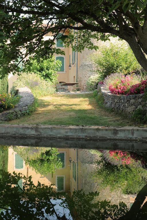 Une Campagne En Provence Bras المظهر الخارجي الصورة