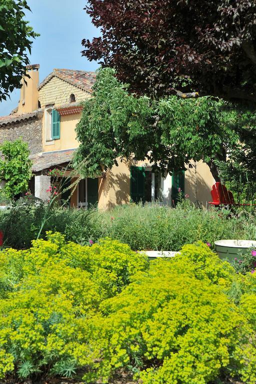 Une Campagne En Provence Bras المظهر الخارجي الصورة