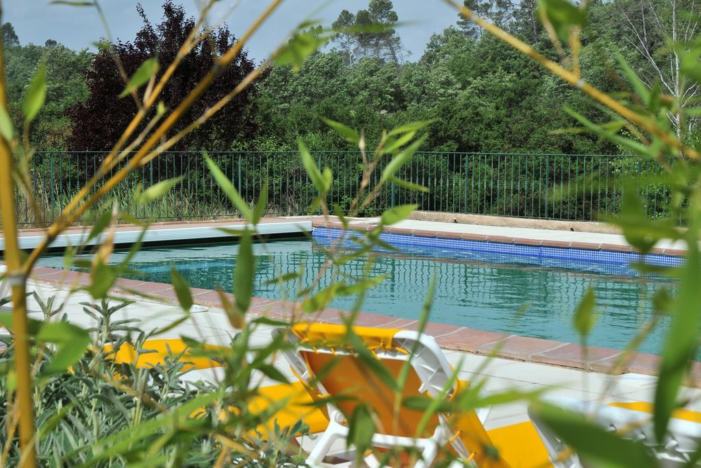 Une Campagne En Provence Bras المظهر الخارجي الصورة