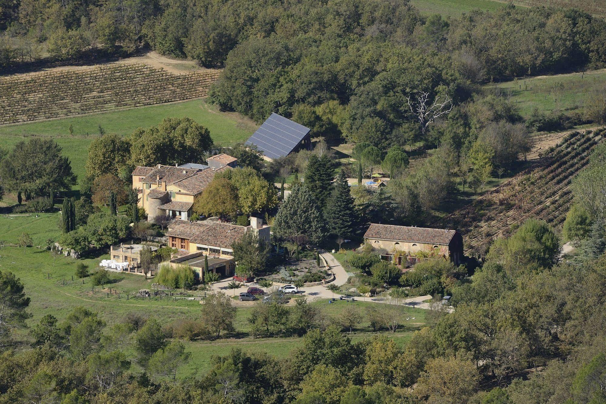 Une Campagne En Provence Bras المظهر الخارجي الصورة