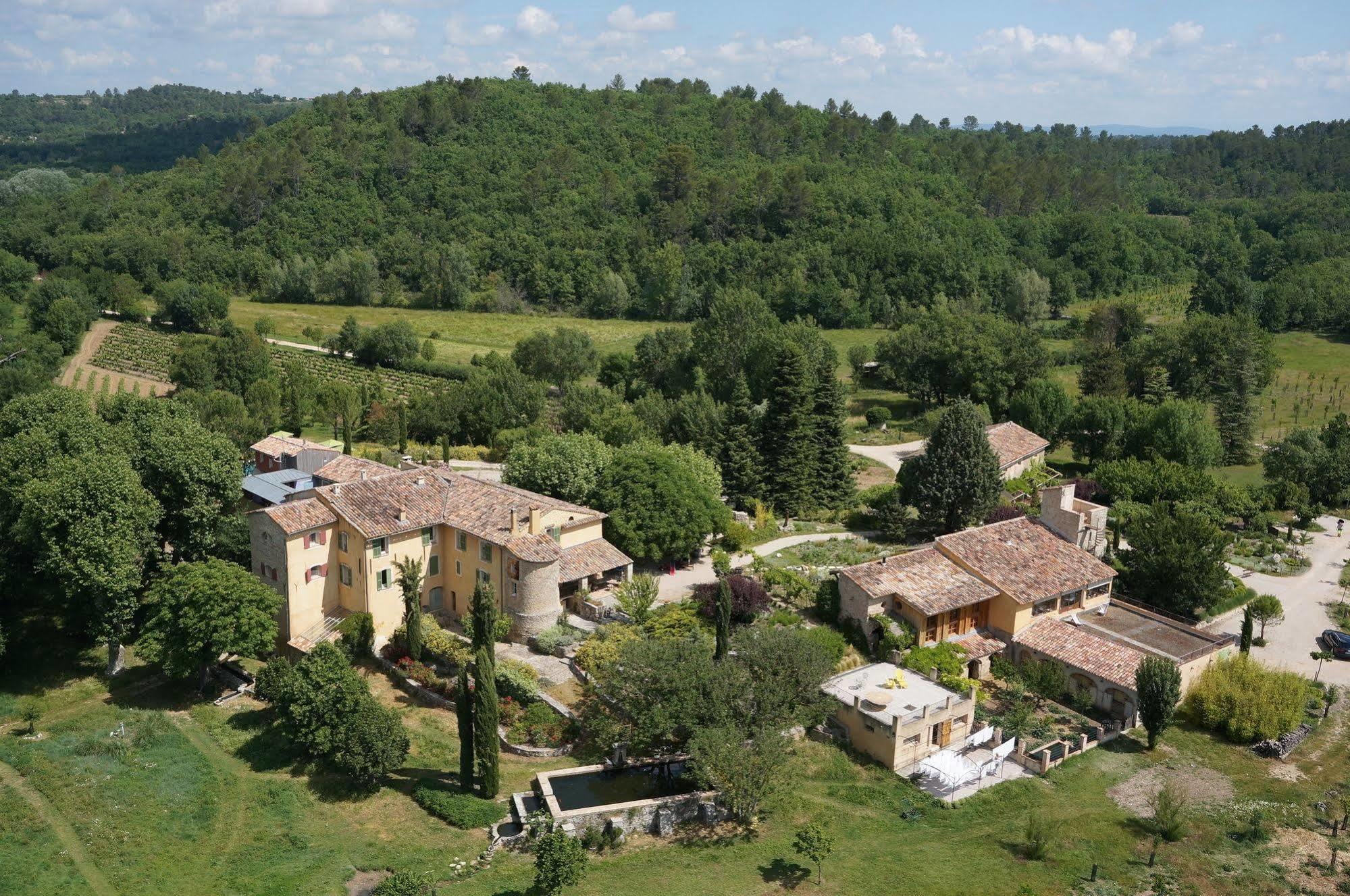 Une Campagne En Provence Bras المظهر الخارجي الصورة