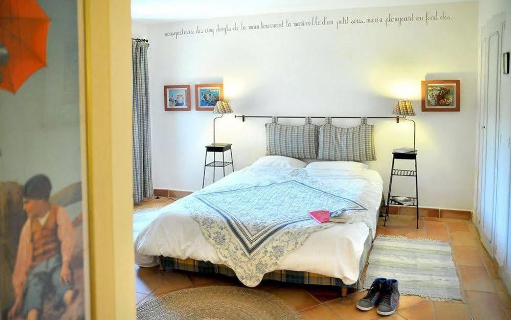 Une Campagne En Provence Bras المظهر الخارجي الصورة